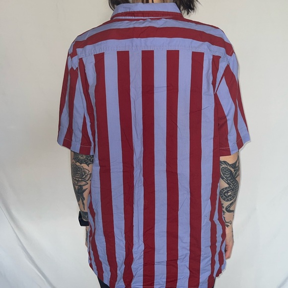 Urban Outfitters XL Red Purple Striped Button Up Shirt - Picture 2 of 4